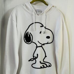 Peanuts Women's Snoopy White Long Sleeve Hoodie Size Medium